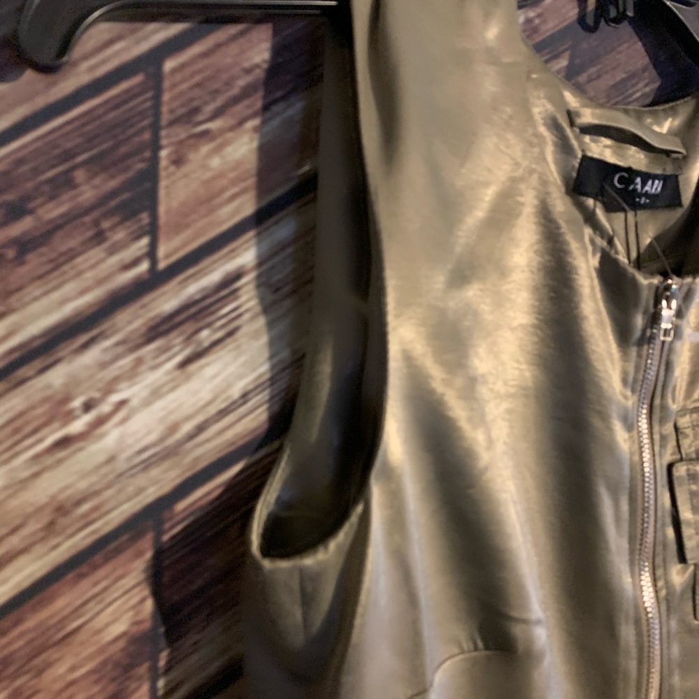 Caara Lowe Hammered Satin Utility Jumpsuit - Picture 10 of 13